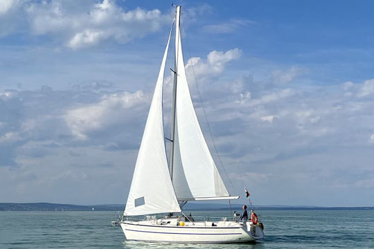 Fok 33 Vitorlás  2 Hajóbérlés Siófok
